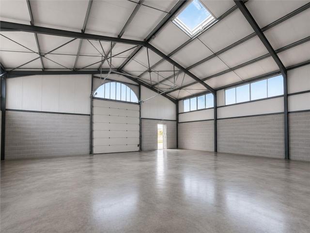 Local Commercial location à Toulouse, Pechbonnieu