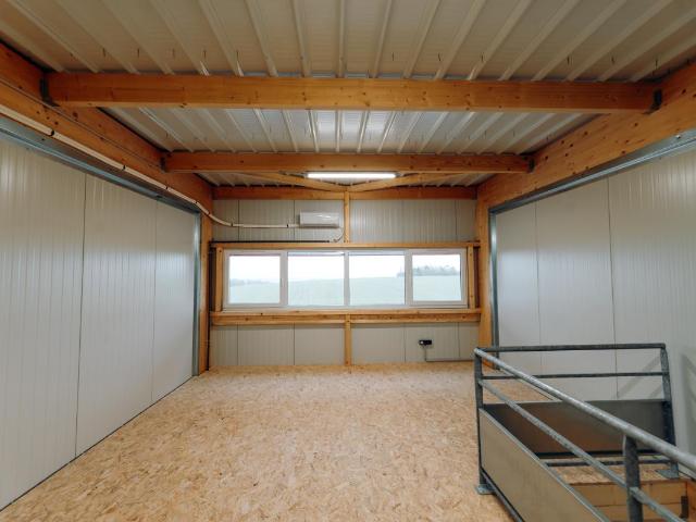 Local Commercial location à Persan, Val-d'Oise