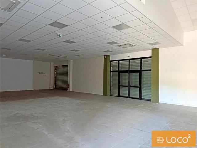 Local Commercial location à Toulouse, Plaisance-du-touch