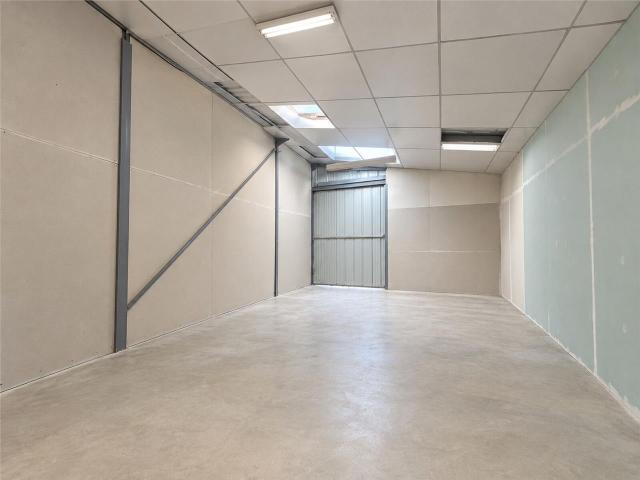Local Commercial location à Vannes, Bretagne