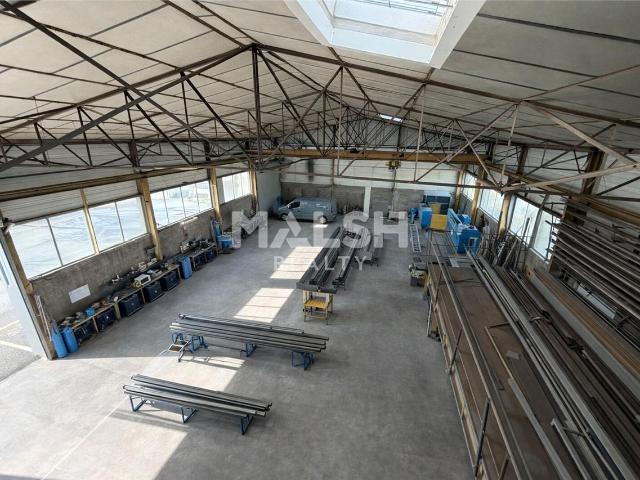 Local Commercial location à Vienne, Pont-evêque