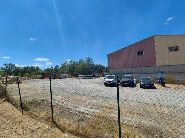 Local Commercial location à Muret, Portet-sur-garonne