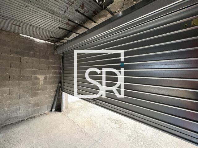 Local Commercial location à Riom