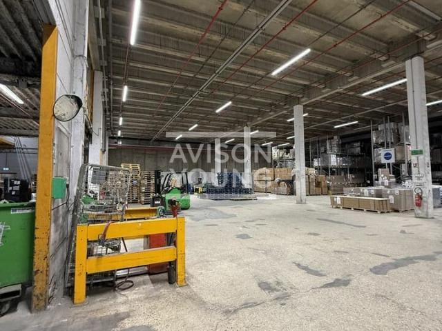 Local Commercial location à Le Raincy, Rosny-sous-bois