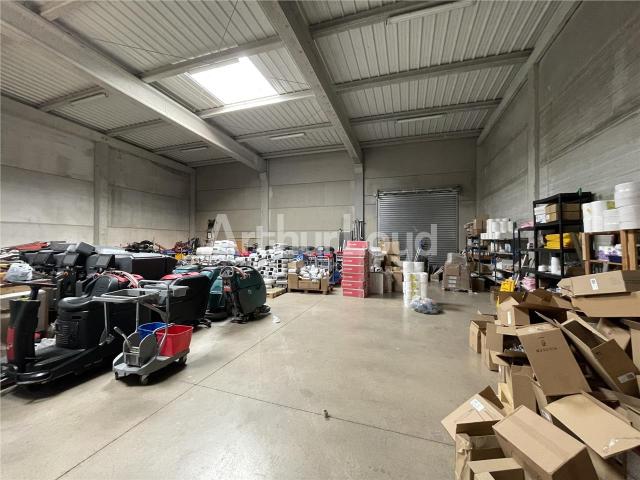 Local Commercial location à Lens, Rouvroy