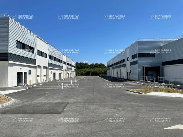Local Commercial location à Les Renardières, Saint-Aignan-Grandlieu