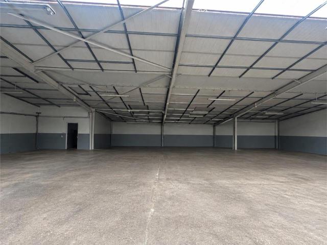 Local Commercial location à Saint-Brice-Courcelles, Marne