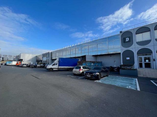 Local Commercial location à Saint-Denis, Saint-denis