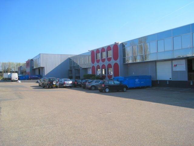 Local Commercial location à Saint-Denis, L'ile-saint-denis