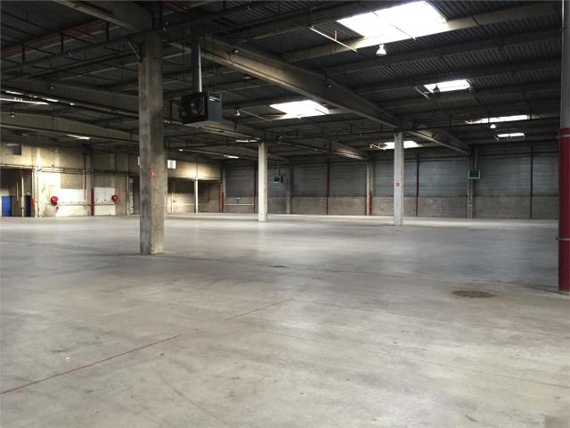 Local Commercial location à Saint-Denis, Saint-denis