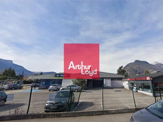 Local Commercial location à Grenoble, Saint-egrève