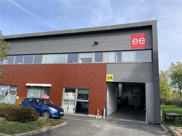 Local Commercial location à Nantes, Saint-etienne-de-montluc