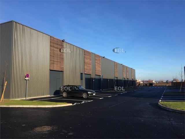 Local Commercial location à Saint-Fargeau-Ponthierry, Seine-et-Marne