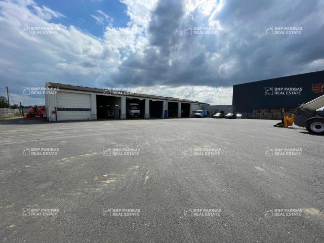 Local Commercial location à Nantes, Saint-herblain