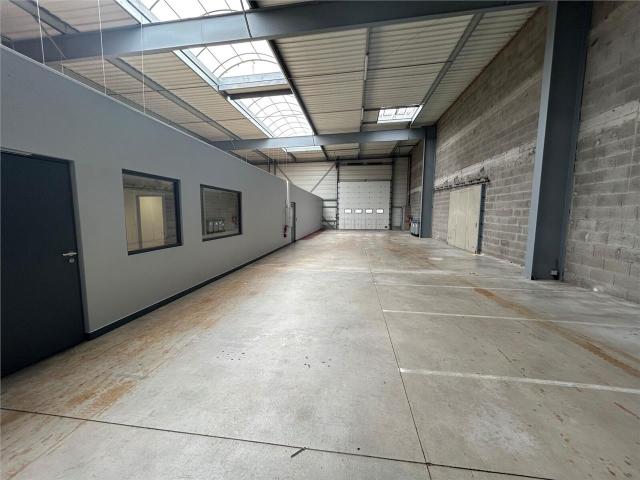 Local Commercial location à Nantes, Saint-herblain