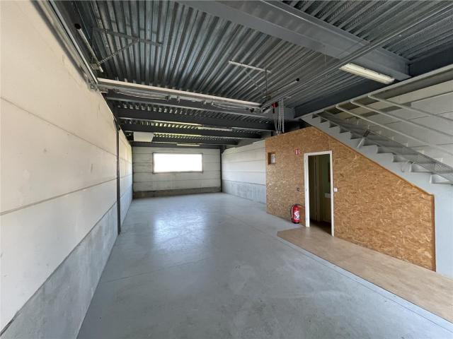 Local Commercial location à Rouen, Saint-jacques-sur-darnétal