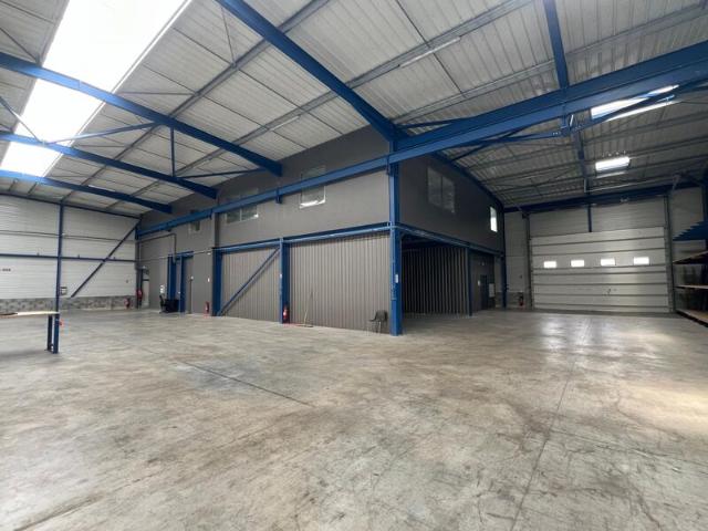 Local Commercial location à Bordeaux, Saint-jean-d'illac