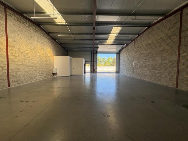 Local Commercial location à Bordeaux, Saint-jean-d'illac