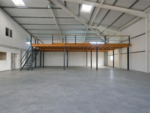 Local Commercial location à Toulouse, Saint-jory