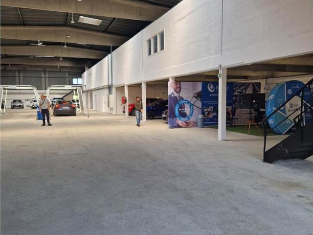 Local Commercial location à Pontoise, Saint-ouen-l'aumône