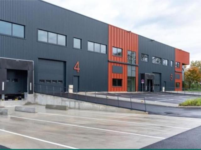 Local Commercial location à Pontoise, Saint-ouen-l'aumône