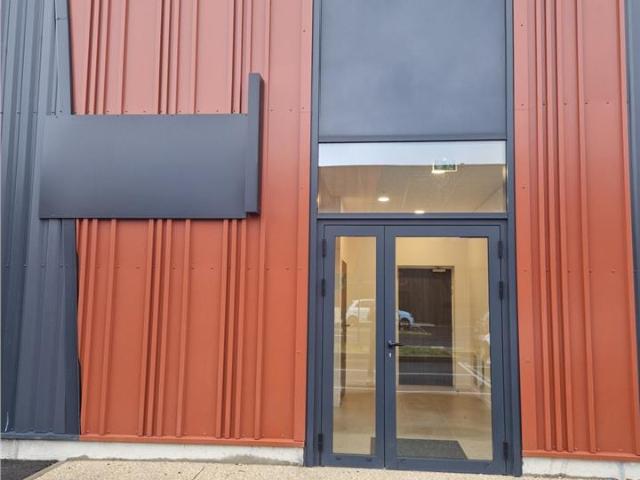 Local Commercial location à Pontoise, Saint-ouen-l'aumône