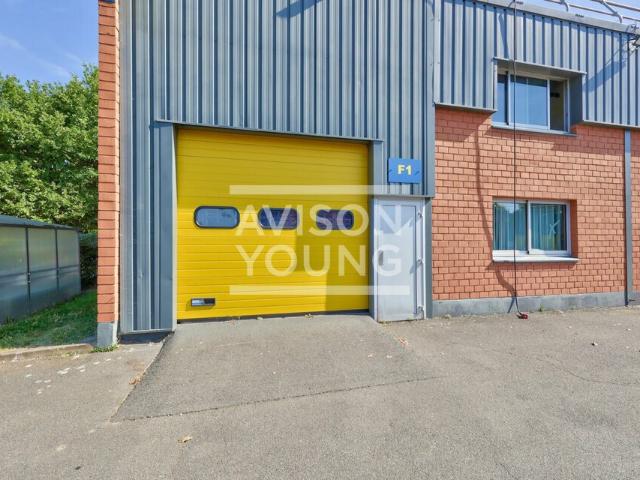 Local Commercial location à Pontoise, Saint-ouen-l'aumône