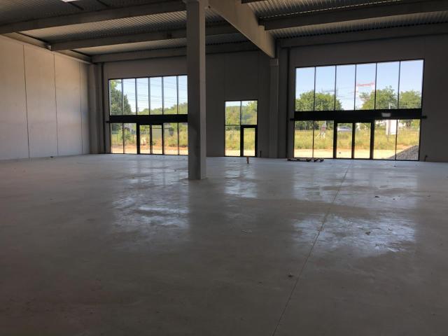 Local Commercial location à La Tour-du-Pin, Saint-quentin-fallavier