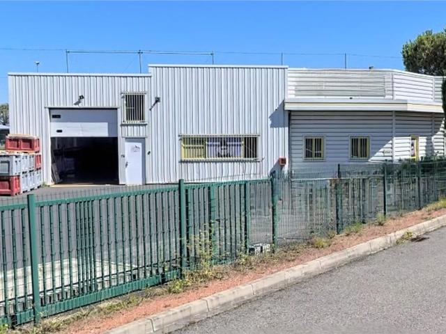 Local Commercial location à Saint-Étienne, Andrézieux-bouthéon