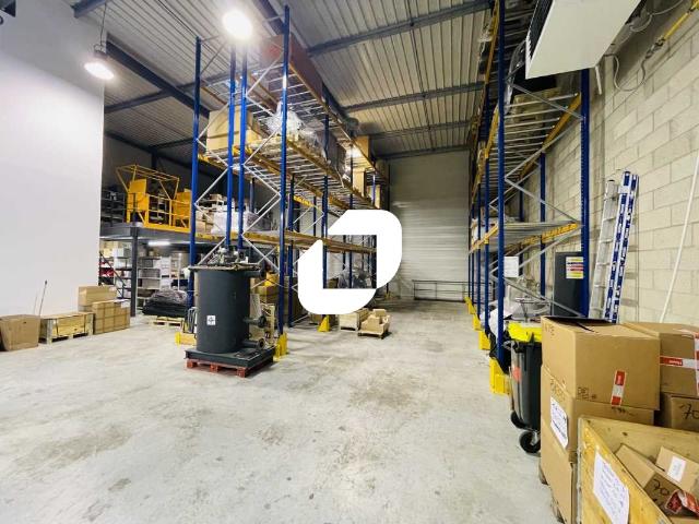 Local Commercial location à Torcy, Servon