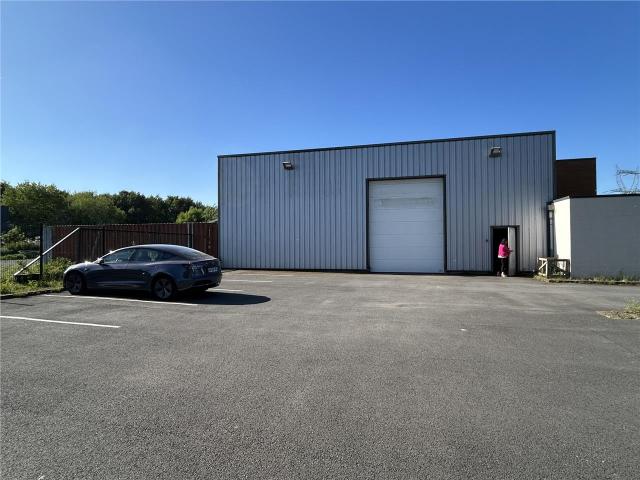 Local Commercial location à Douai, Somain