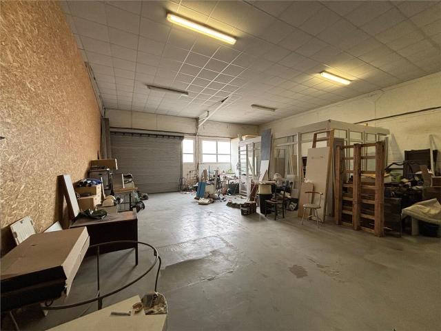 Local Commercial location à Rouen, Sotteville-lès-rouen