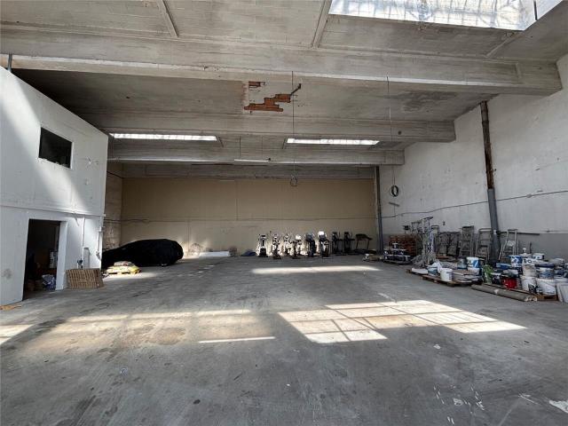 Local Commercial location à Rouen, Sotteville-lès-rouen