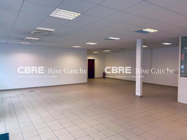 Local Commercial location à Strasbourg, Hoenheim