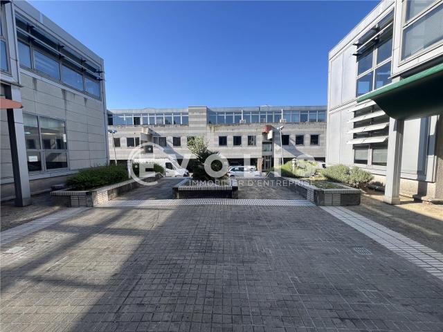Local Commercial location à Créteil, Sucy-en-brie
