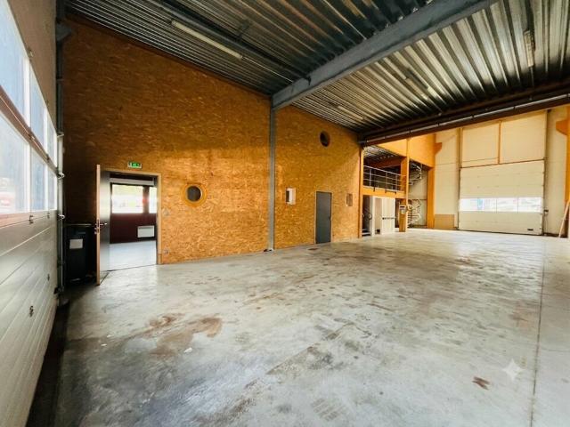 Local Commercial location à Le Havre, Tancarville