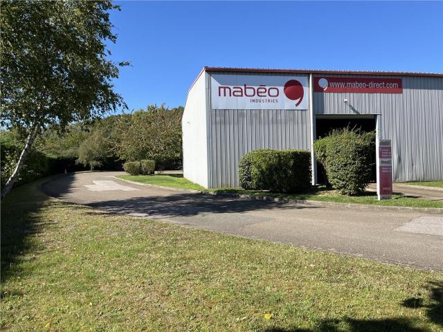 Local Commercial location à Versailles, Trappes