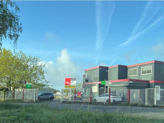 Local Commercial location à Saint-Nazaire, Trignac