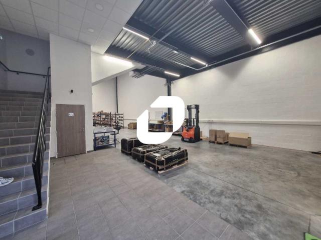 Local Commercial location à Torcy, Vaires-sur-marne