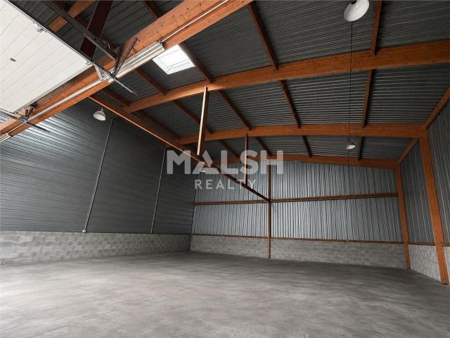Local Commercial location à Zone industrielle Leveau, Vienne