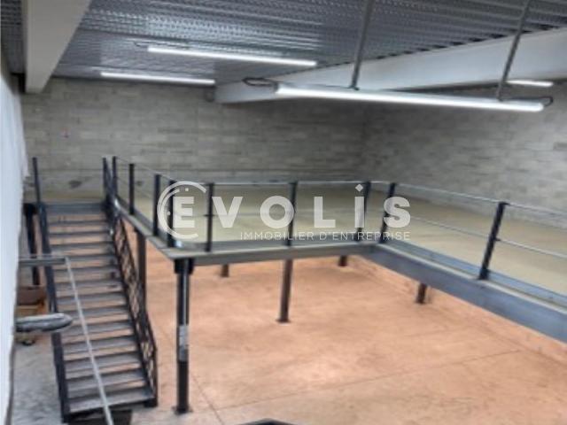 Local Commercial location à Nanterre, Villeneuve-la-garenne