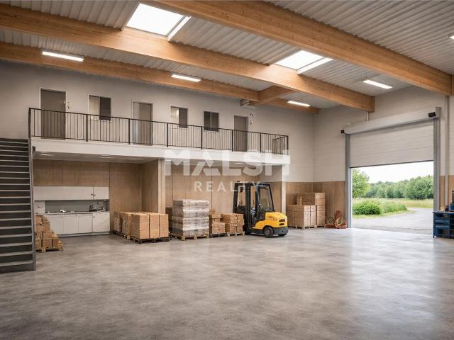 Local Commercial location à Roanne, Violay