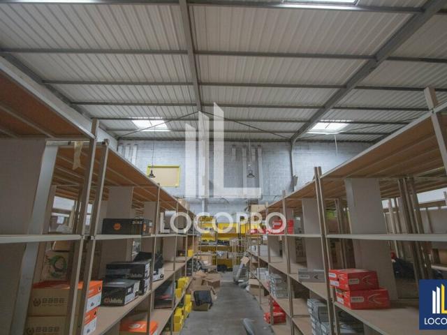 Local Commercial location à France métropolitaine, Vitrolles