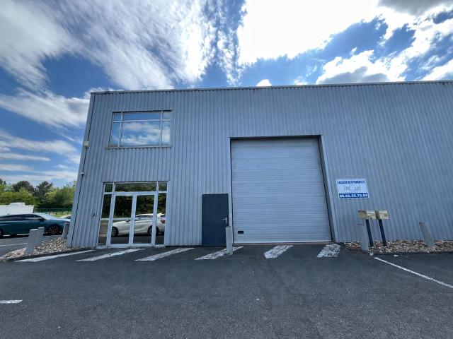 Local Commercial location à Bordeaux, Yvrac
