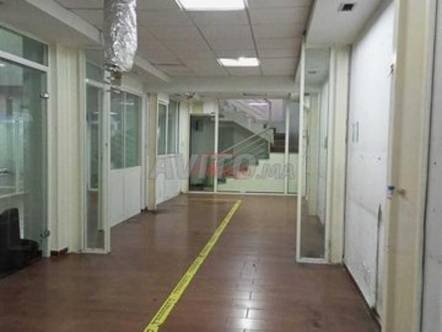 Local commercial location à Anfa, Gharb-Chrarda-Beni Hssen