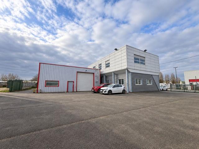 Local Commercial location à Parc d'activités des Châteliers-sud, Saint-Jean-de-Braye