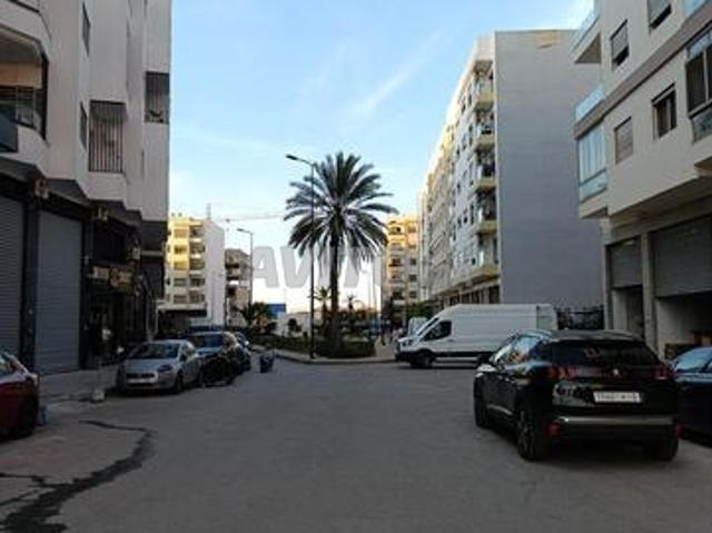 Local commercial location à Anfa, Gharb-Chrarda-Beni Hssen
