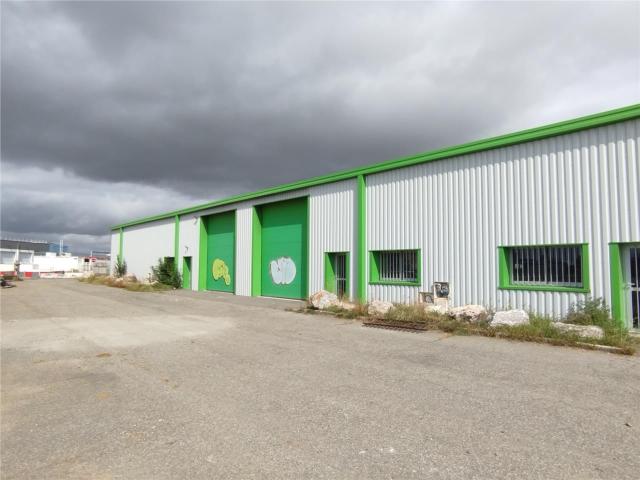 Local Commercial location à Toulouse, Colomiers