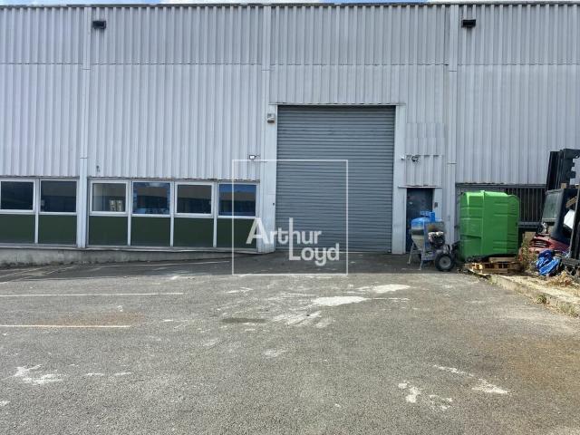 Local Commercial location à Courcouronnes, Évry-Courcouronnes