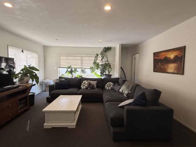House for rent in Whangaparaoa, Oroua County